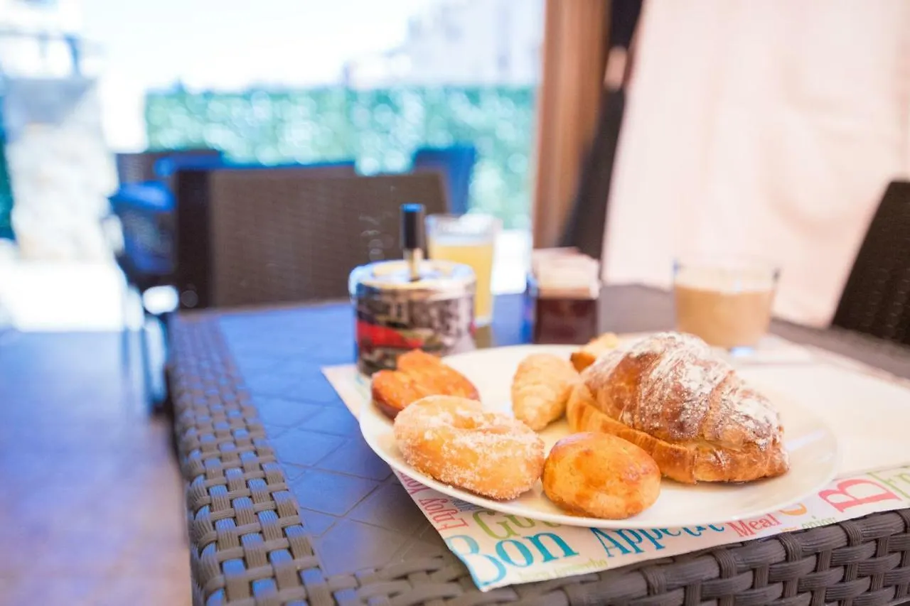 B&B Phoenix Naples